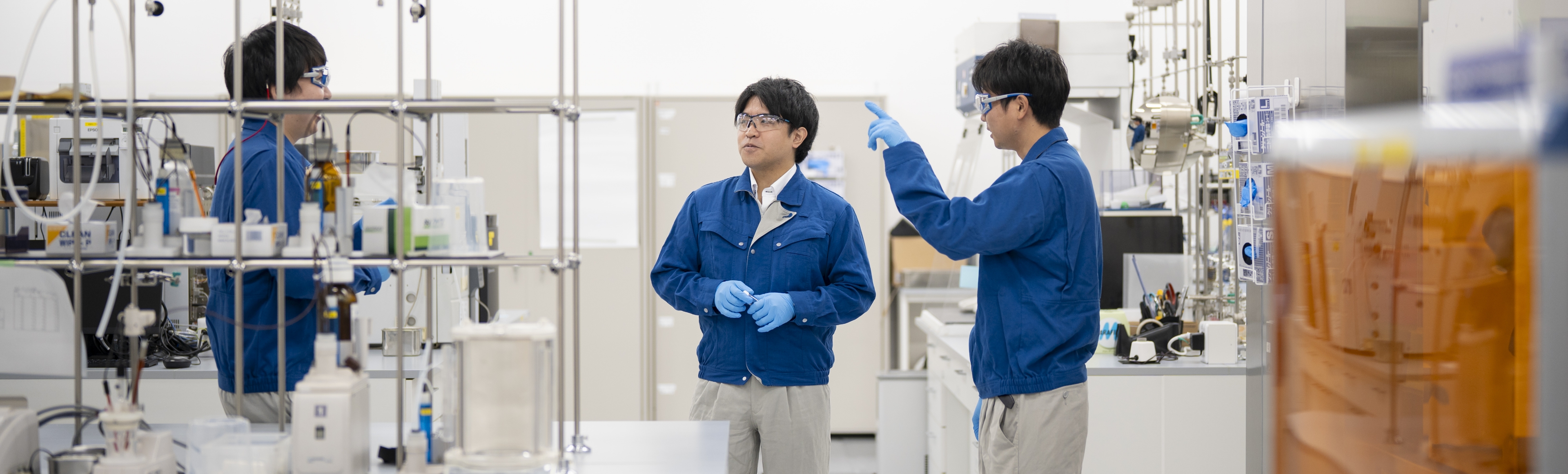 周囲と協力し、課題を乗り越えていく。